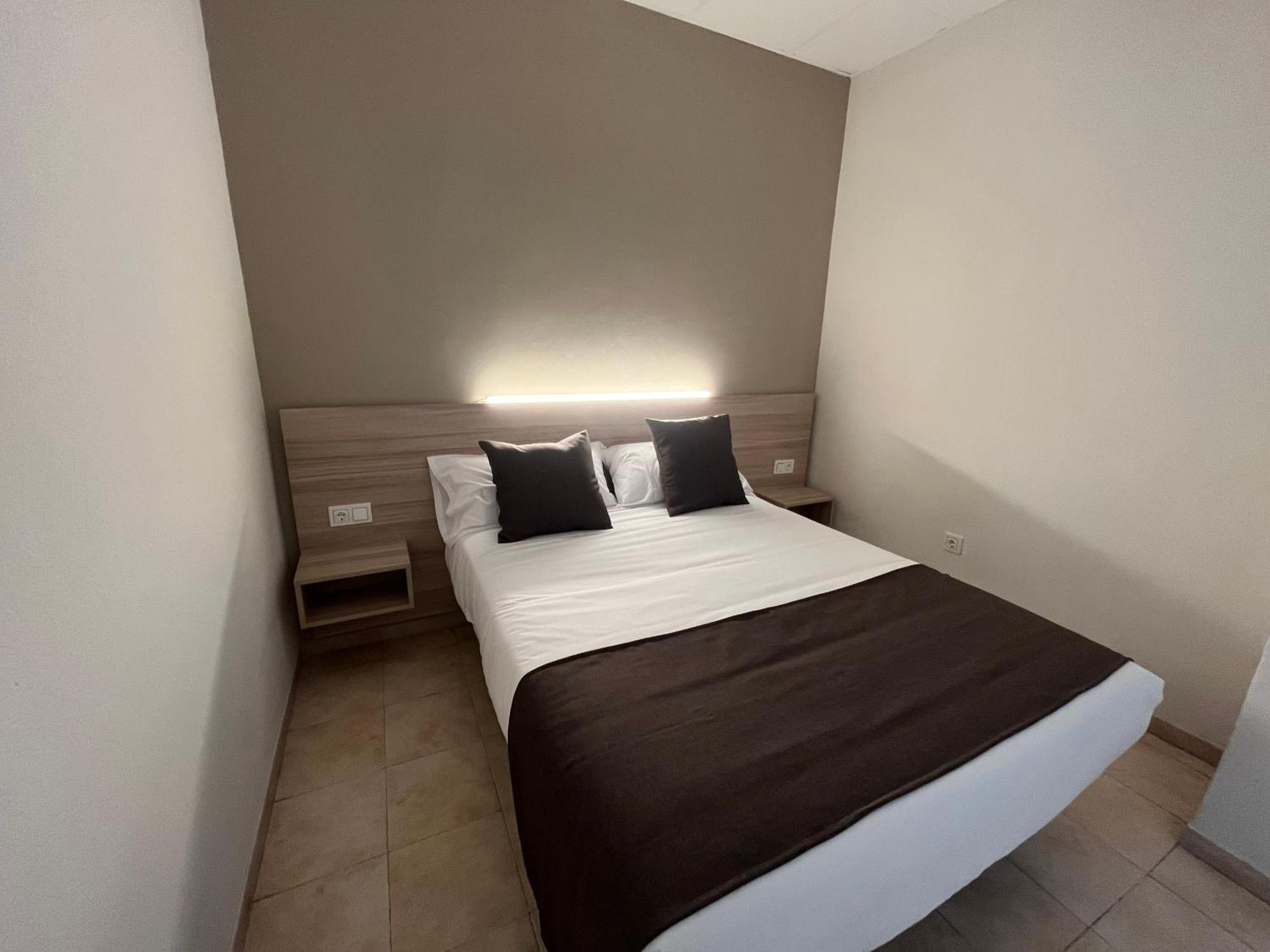 Vas Malaga Ciudad Hotel Ngoại thất bức ảnh
