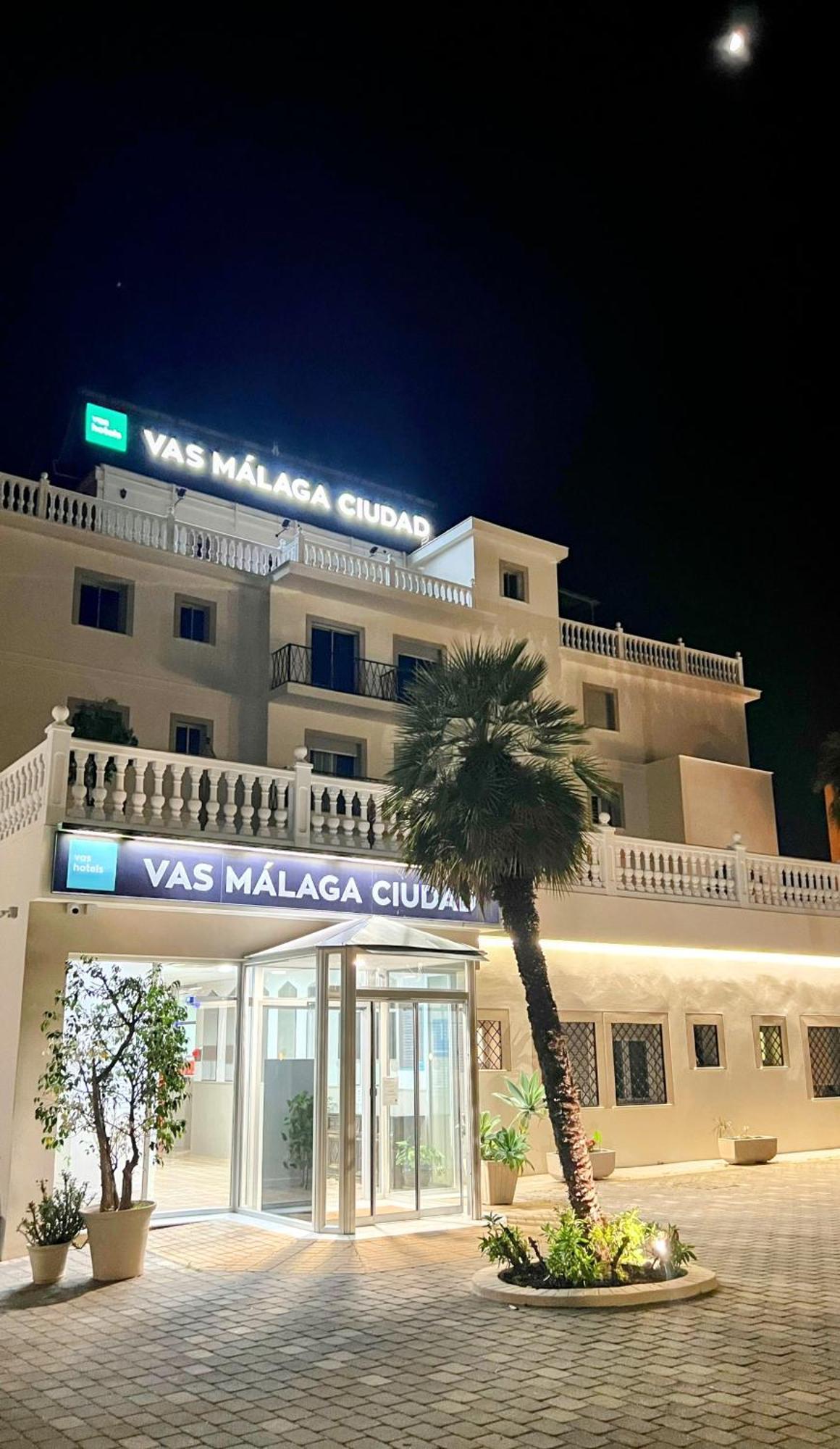 Vas Malaga Ciudad Hotel Ngoại thất bức ảnh
