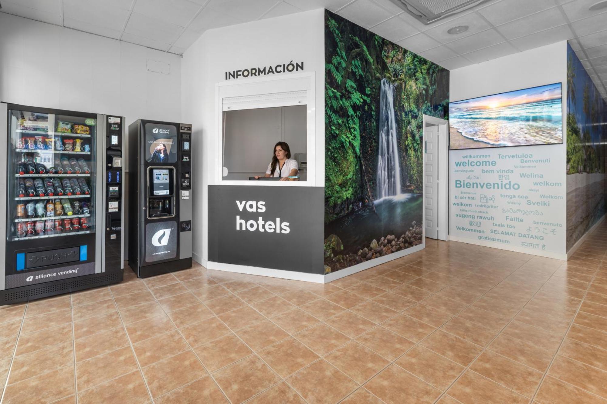 Vas Malaga Ciudad Hotel Ngoại thất bức ảnh